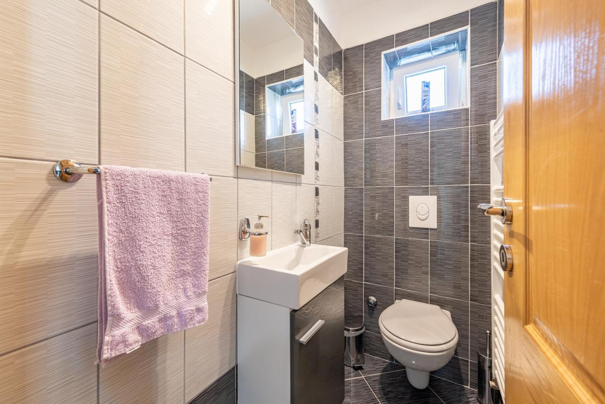 Apartman Toni Gracac  Exterior photo