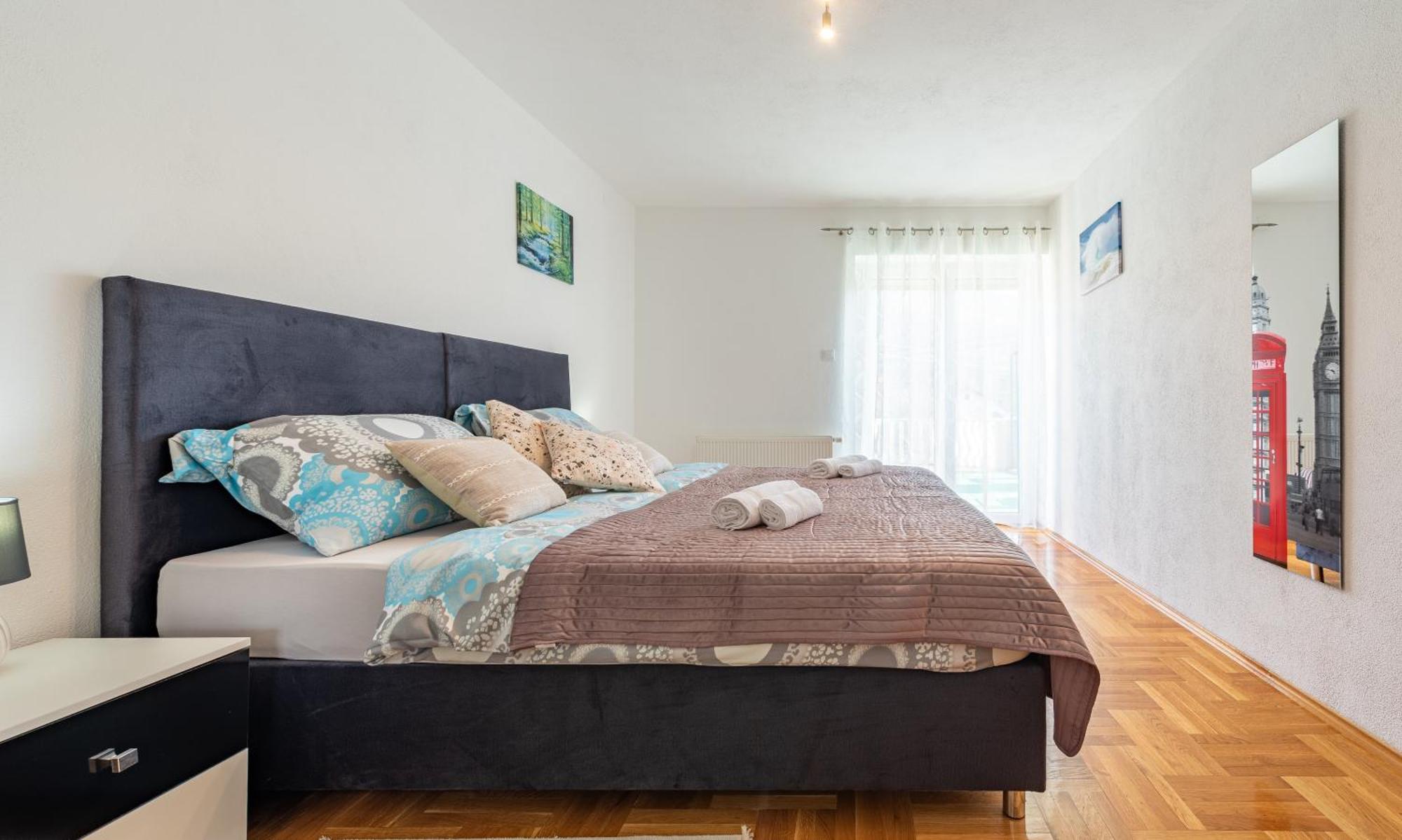 Apartman Toni Gracac  Exterior photo